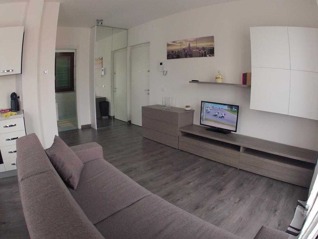 Apartamento Il Nuovo Palazzotto Stresa Habitación foto